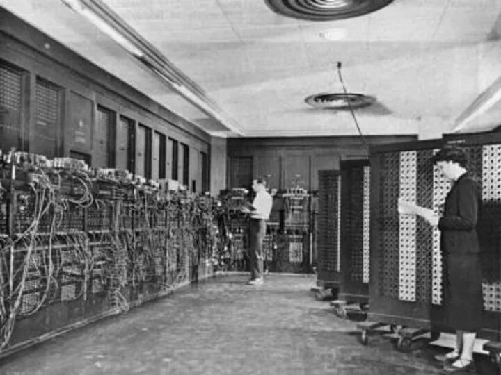 ЭНИАК (ENIAC, сокр. от англ. Electronic Number Integrator And Computer —