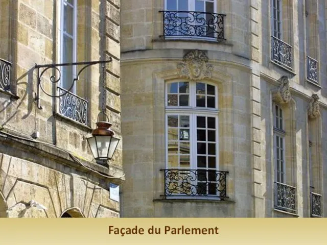 Façade du Parlement