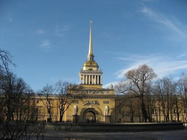 XIX век. Классицизм Классицизм первых трех десятилетий XIX получил название ампира,